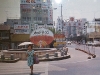 昭和４０年（１９６５年）頃の駅前風景